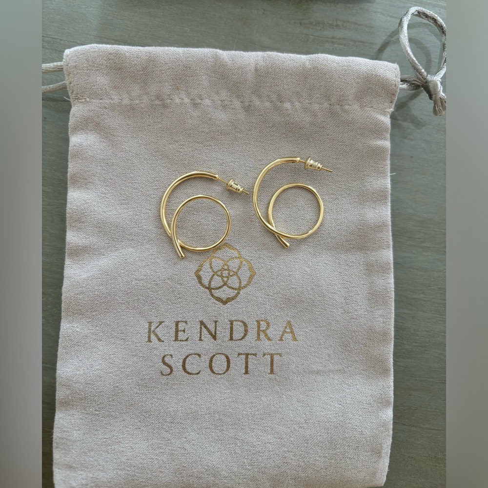 Kendra Scott Spiral Earrings